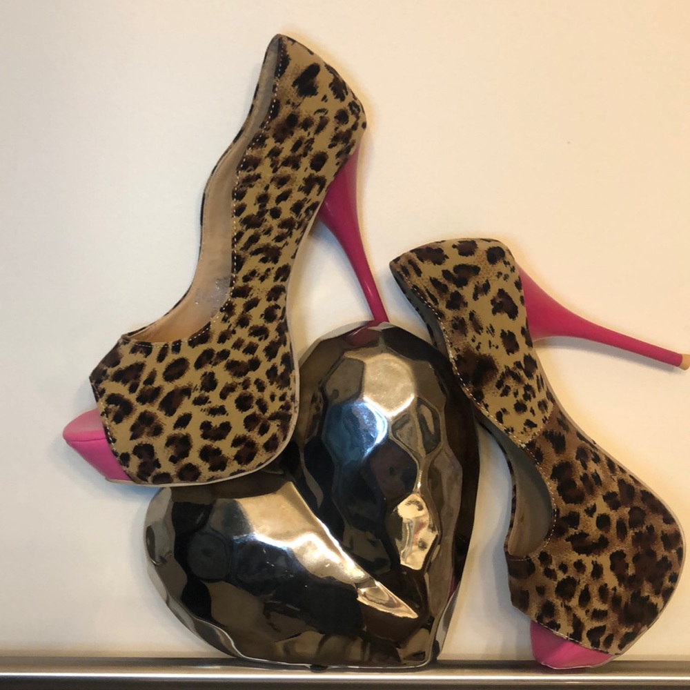 High Stepping LADIES PUMPS